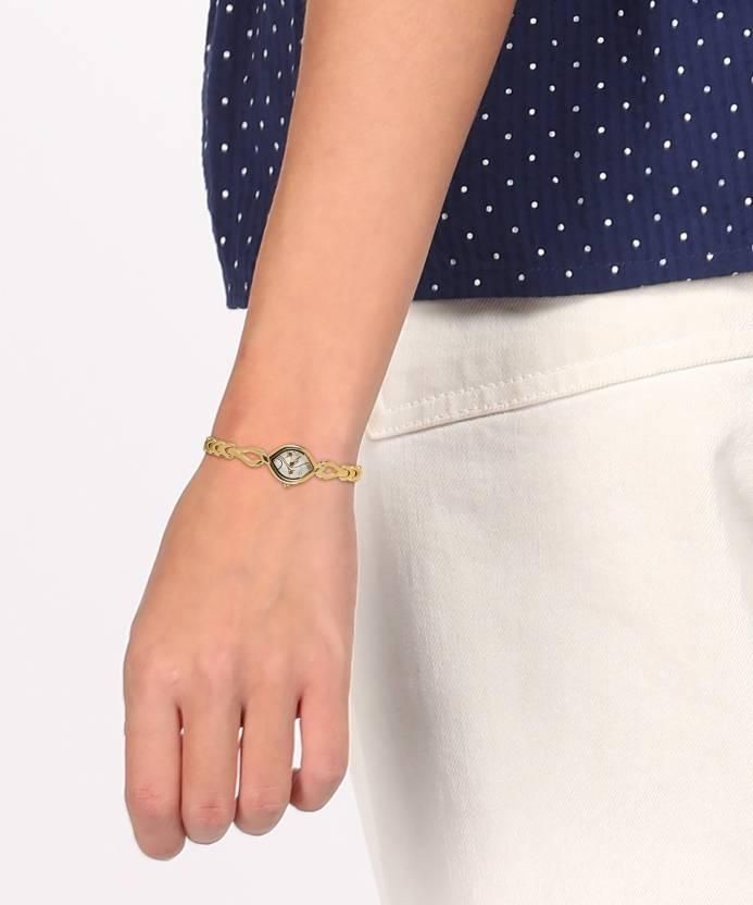 Titan Analog Silver Dial Women's Watch - INARSHIA.COM